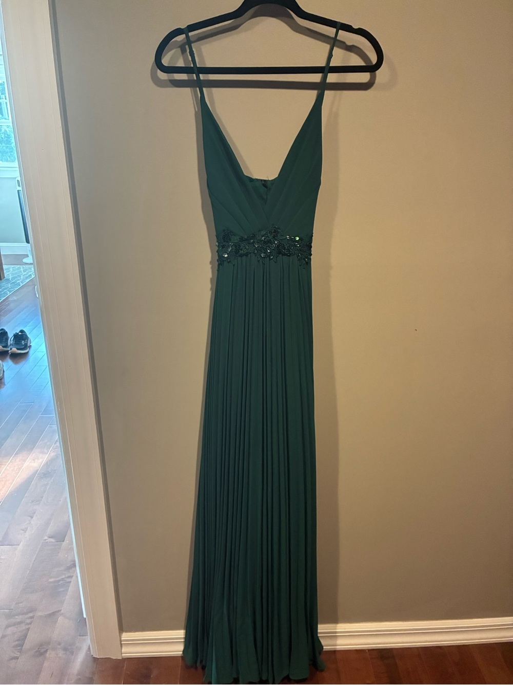 Lulu's Emerald Green Spaghetti-Strap Maxi Dress